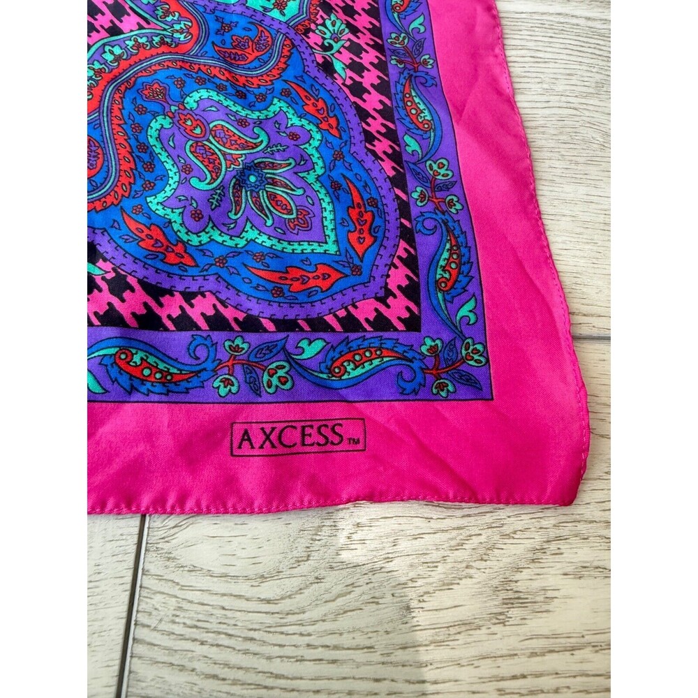 Access Houndstooth and Mandala Square Scarf Vintage Pink and Aqua 30" - Picture 3 of 6